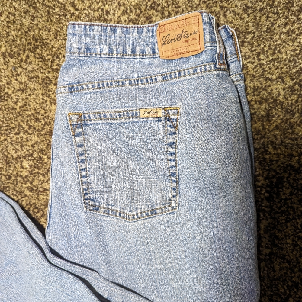 Levi’s Strauss Signature Jeans Women’s Sz 14 M Misses Low Rise Bootcut Stretch - Picture 3 of 11